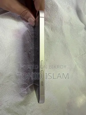 অ্যাপল আইফোন ১৪ ১২৮ জিবি হোয়াইট