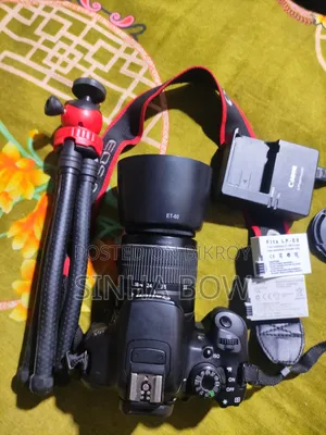 Canon Camaro Sell Post 700 D