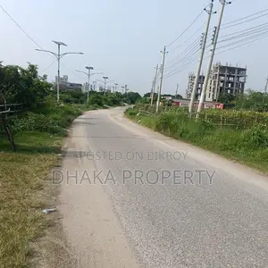 30ft Road 5 Katha Park South at Sector-11