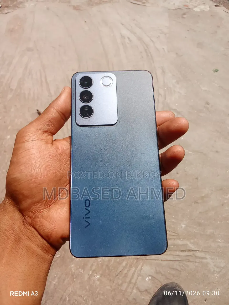 Vivo V27e 256 GB Blue