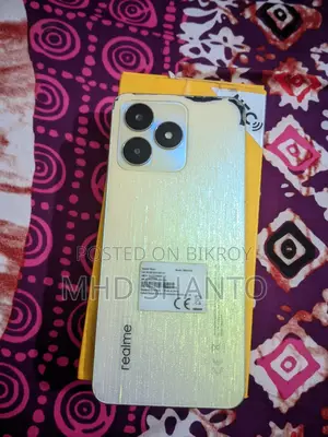 Realme 256 GB Gold