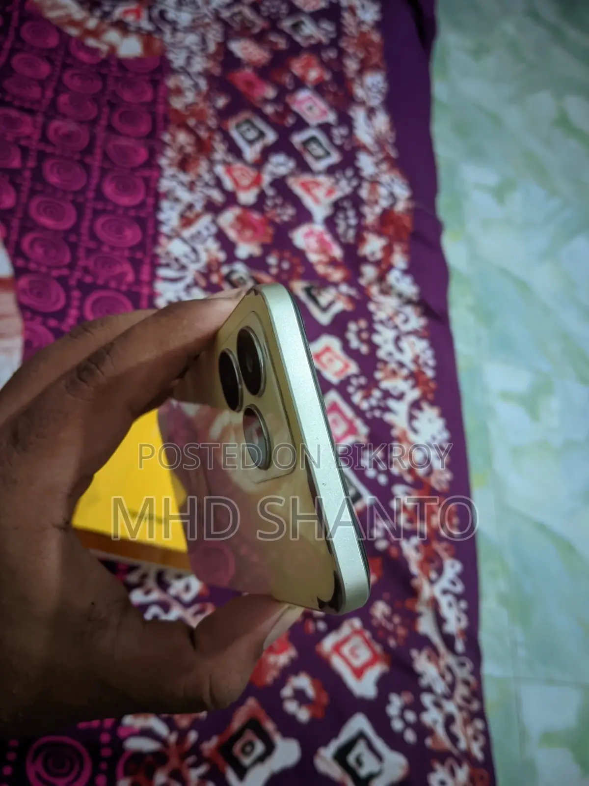 Realme 256 GB Gold
