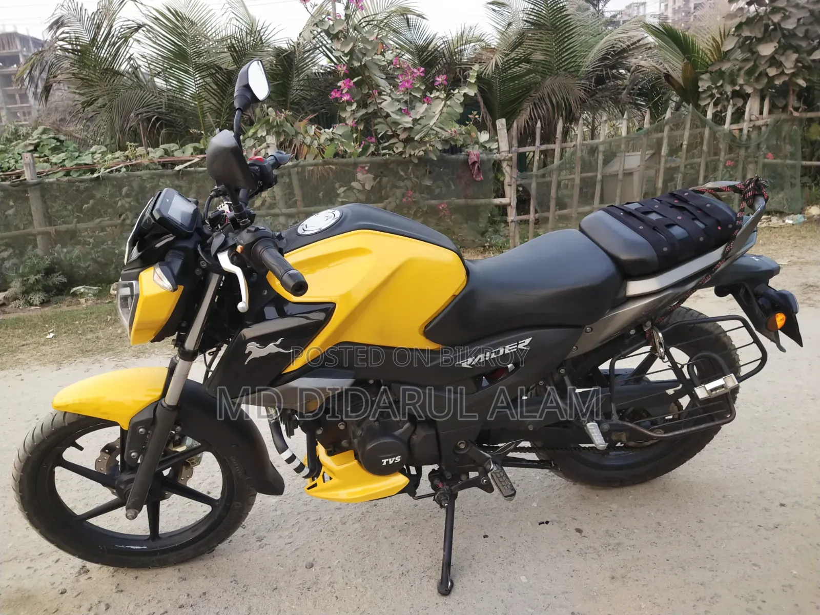 TVS Raider 125 2022 Yellow