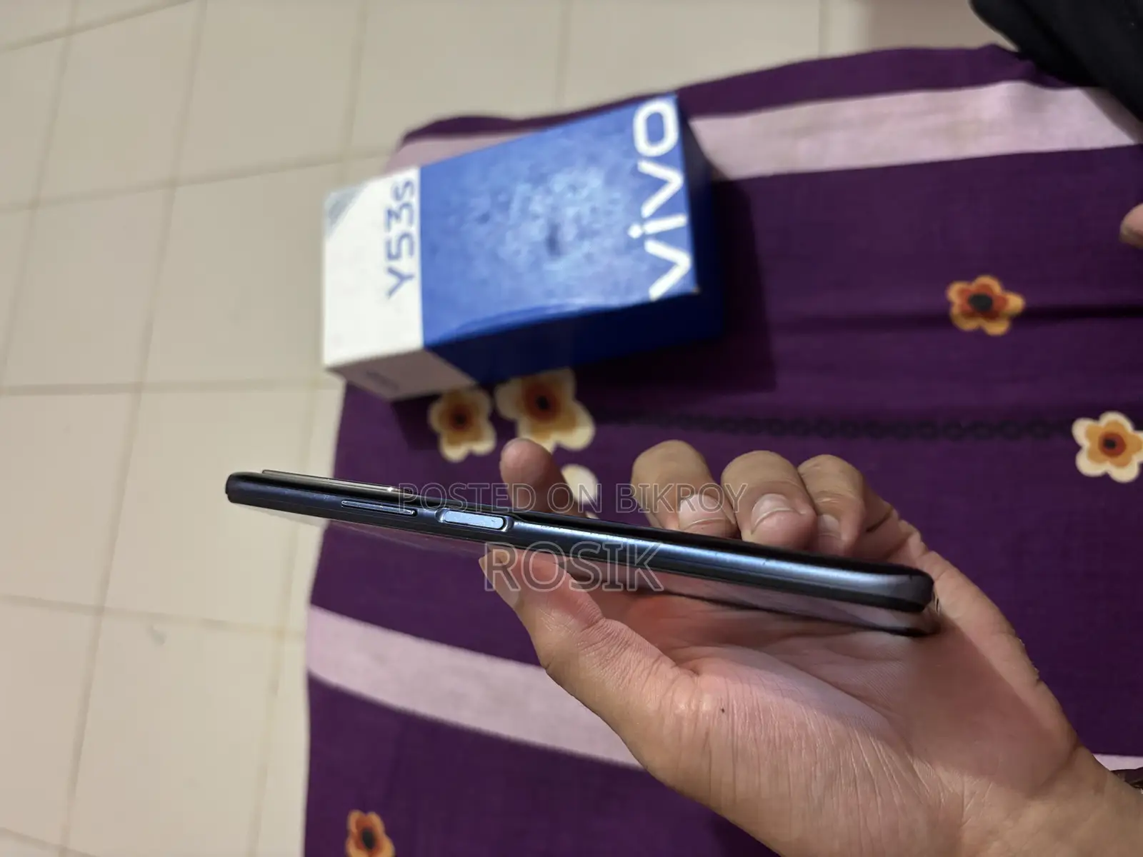 Vivo Y53s 128 GB Blue