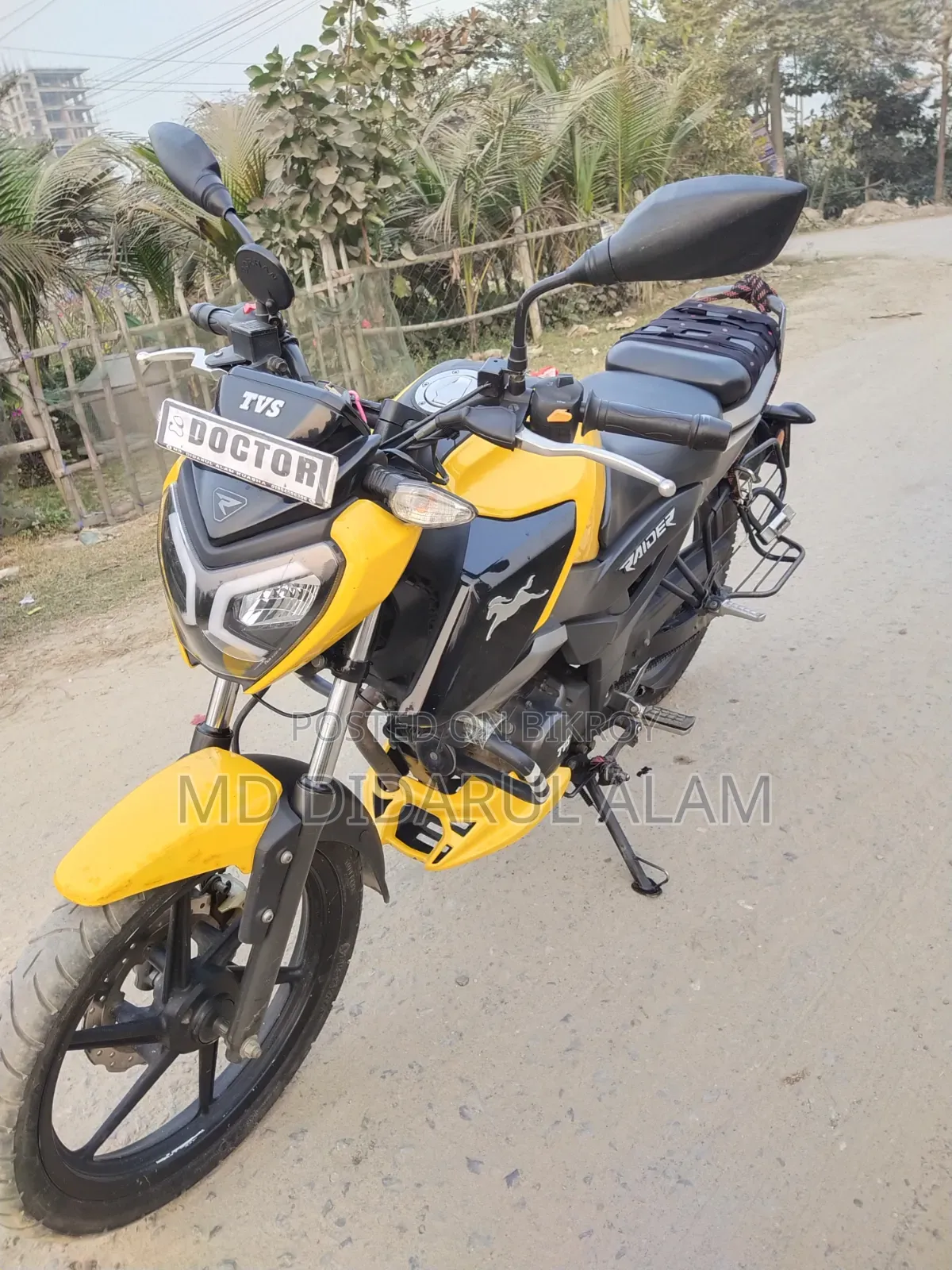 TVS Raider 125 2022 Yellow