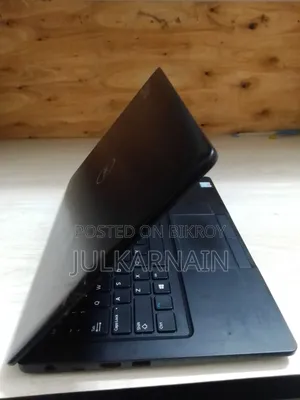 Laptop Dell Latitude 3350 4GB Intel Core i3 SSD 128GB