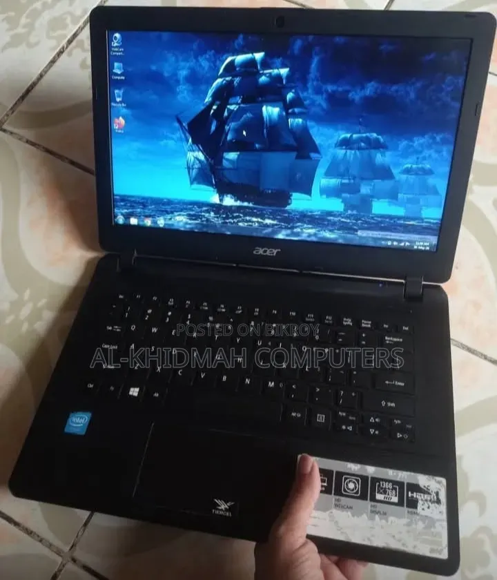 Laptop Acer 4GB Intel HDD 500GB