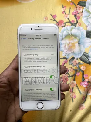 Apple iPhone 8 64 GB White