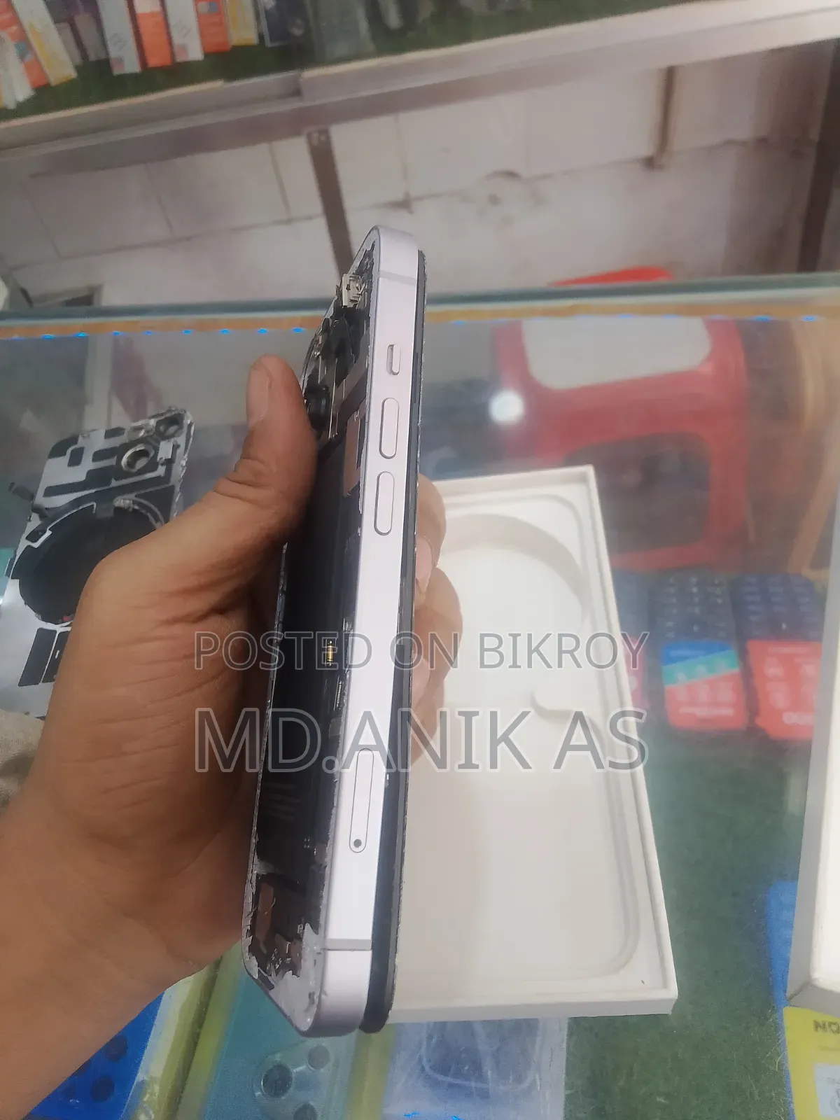 Apple iPhone 15 128 GB White