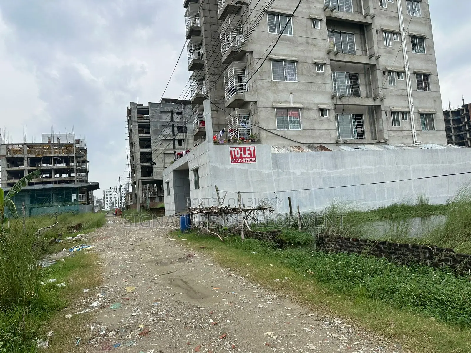 Block-K//3 Katha//Northfacing//Plot Sale in Bashundhara R/A