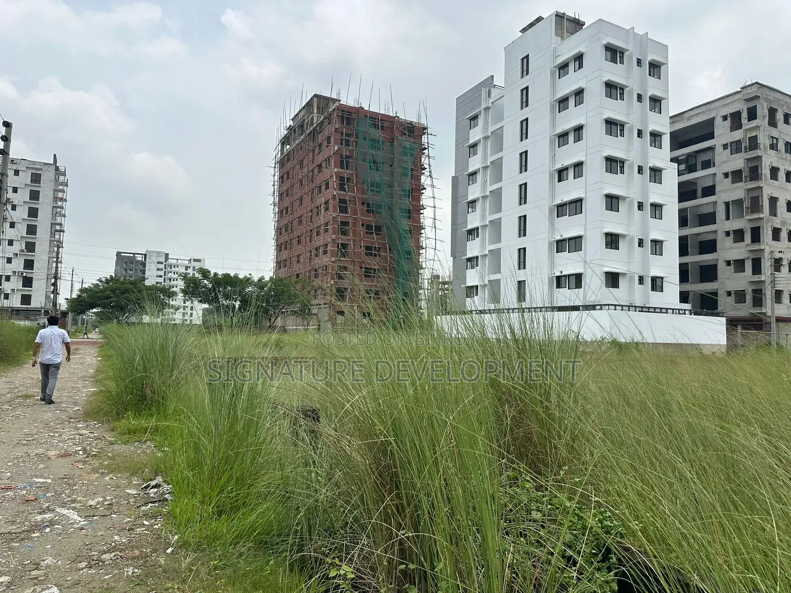 Block-K//3 Katha//Northfacing//Plot Sale in Bashundhara R/A