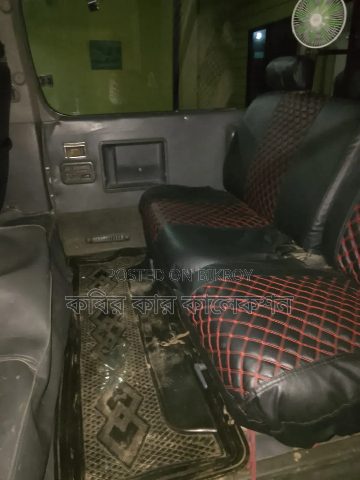 Toyota HiAce Siyaya 2004 White