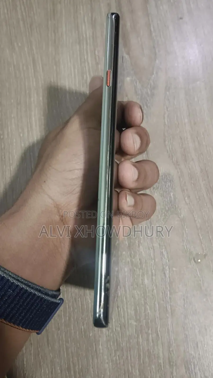 টেকনো ক্যামন ৪০ প্রো ৪জি ২৫৬ জিবি ব্রোঞ্জ