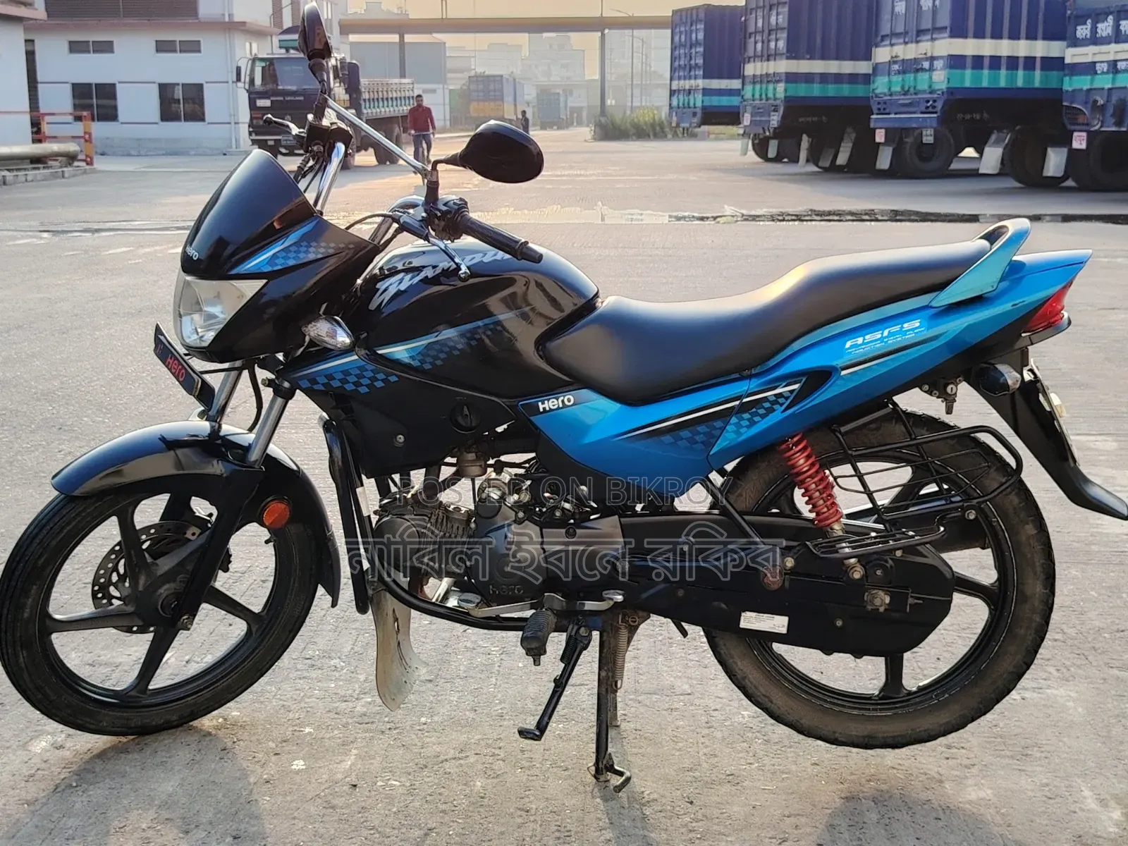 Hero Glamour 2018 Black