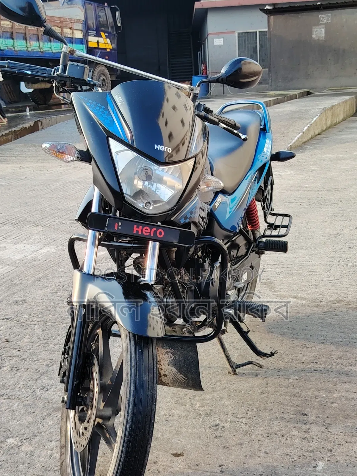 Hero Glamour 2018 Black