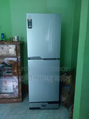 Walton WFB-ZED 220/240L Fridge – 6 Months Used, Excellent Condition