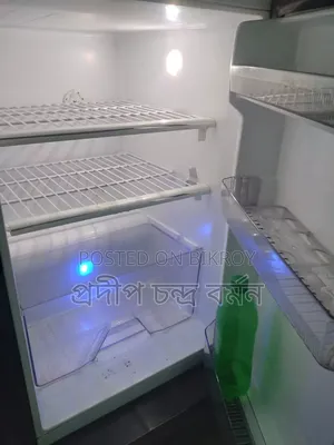 Walton WFB-ZED 220/240L Fridge – 6 Months Used, Excellent Condition