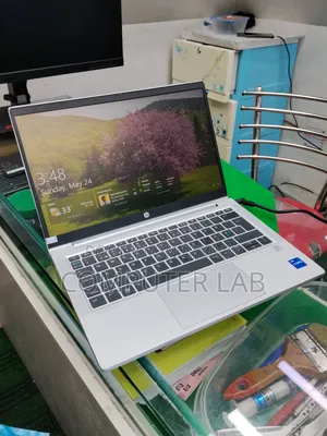 Laptop HP EliteBook 840 G8 8GB Intel Core I5 eMMC 256GB
