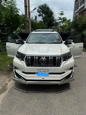 প্রাদো ভাড়ার জন্য