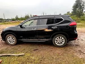 নিসান এক্স ট্রেইল ভাড়ার জন্য