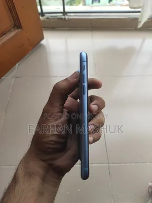 Apple iPhone XR 64 GB Blue