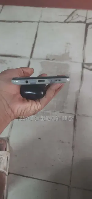Samsung Galaxy A30 64 GB White