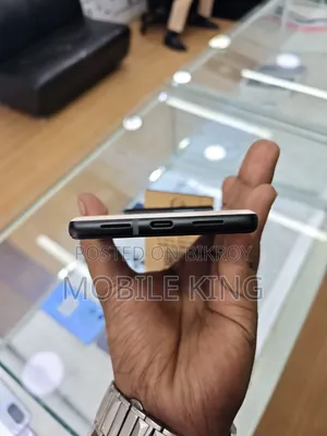 Mobile Phone 128 GB