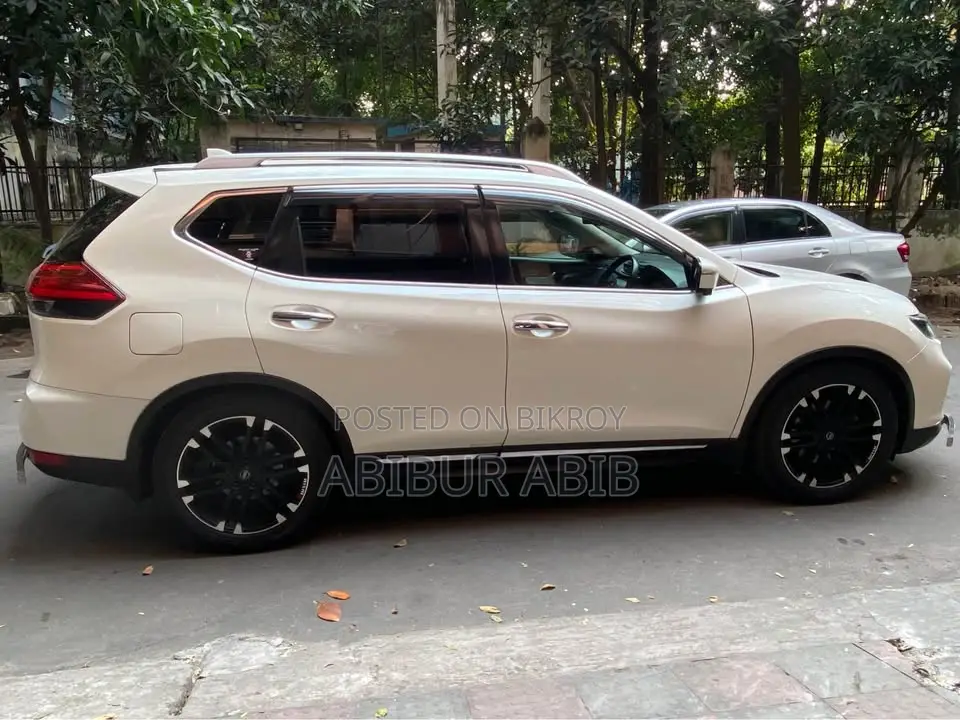 Nissan X-Trail 2017 White