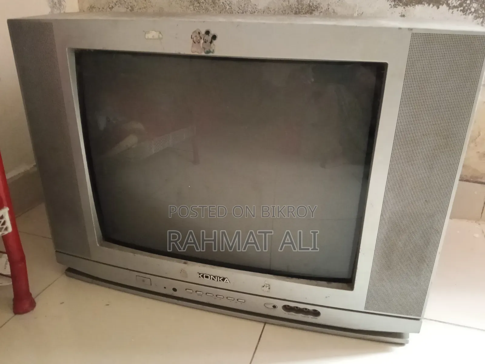 21-inch Konka television for sale.