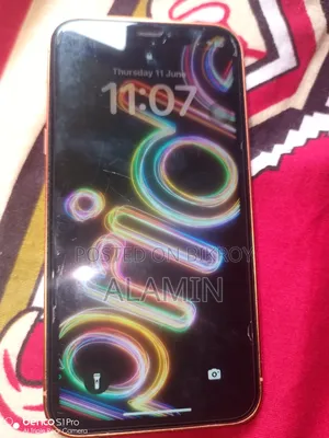 Apple iPhone XR 64 GB Gold
