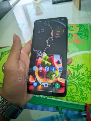 Samsung Galaxy A06 128 GB Gray