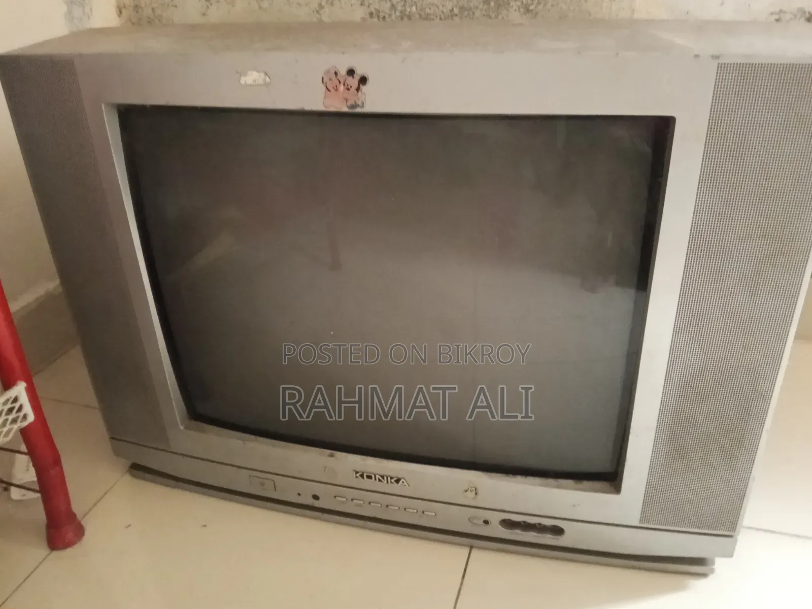 21-inch Konka television for sale.