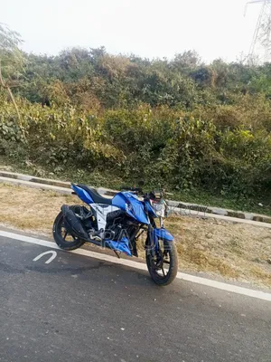 TVS Apache 160 4V 2022 Blue