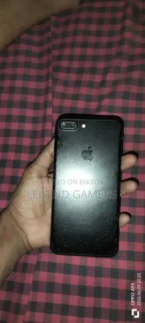 Apple iPhone 7 Plus 32 GB Black