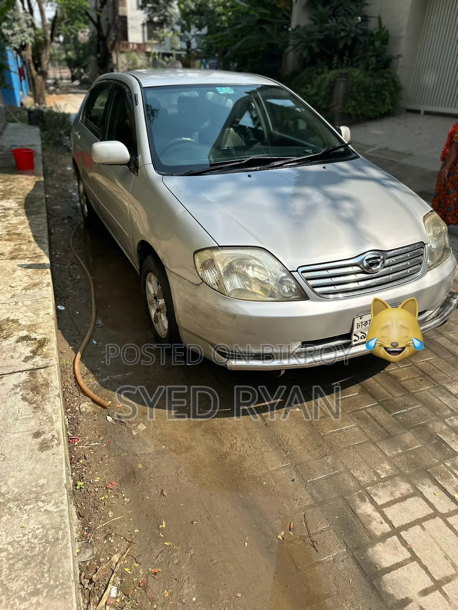 টয়োটা করোলা ২০০২ সিলভার