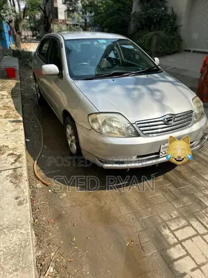 টয়োটা করোলা ২০০২ সিলভার