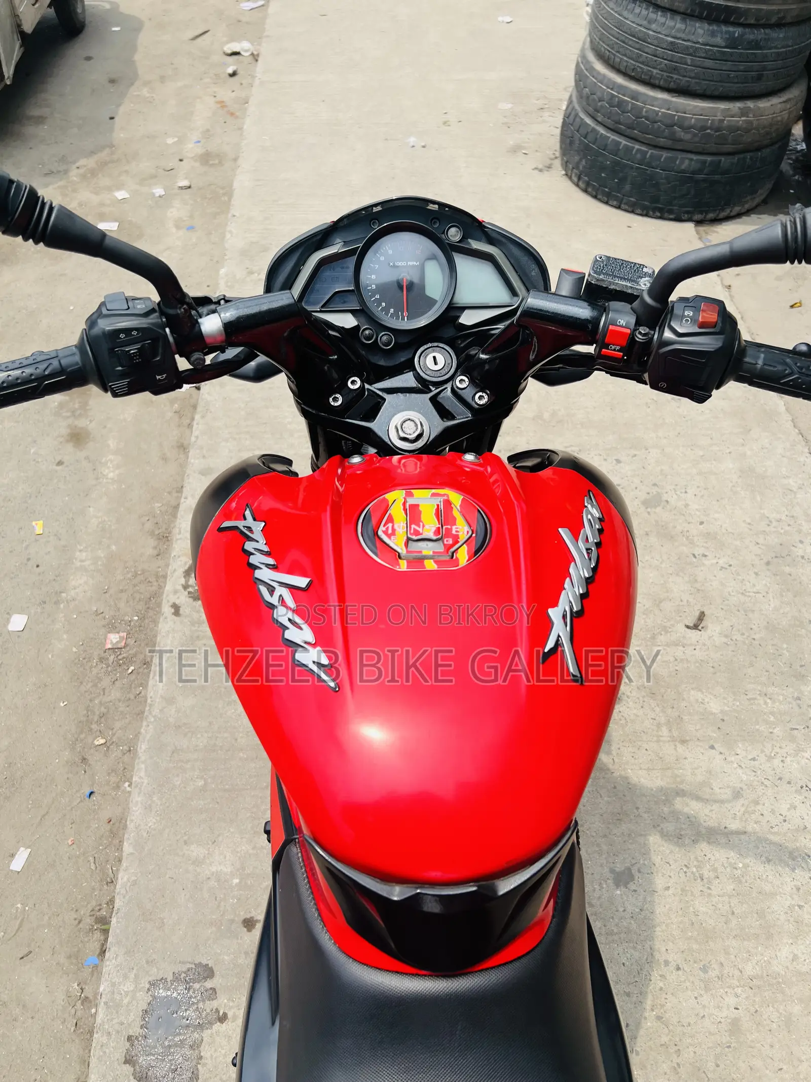 Bajaj Pulsar NS 160 2020 Red