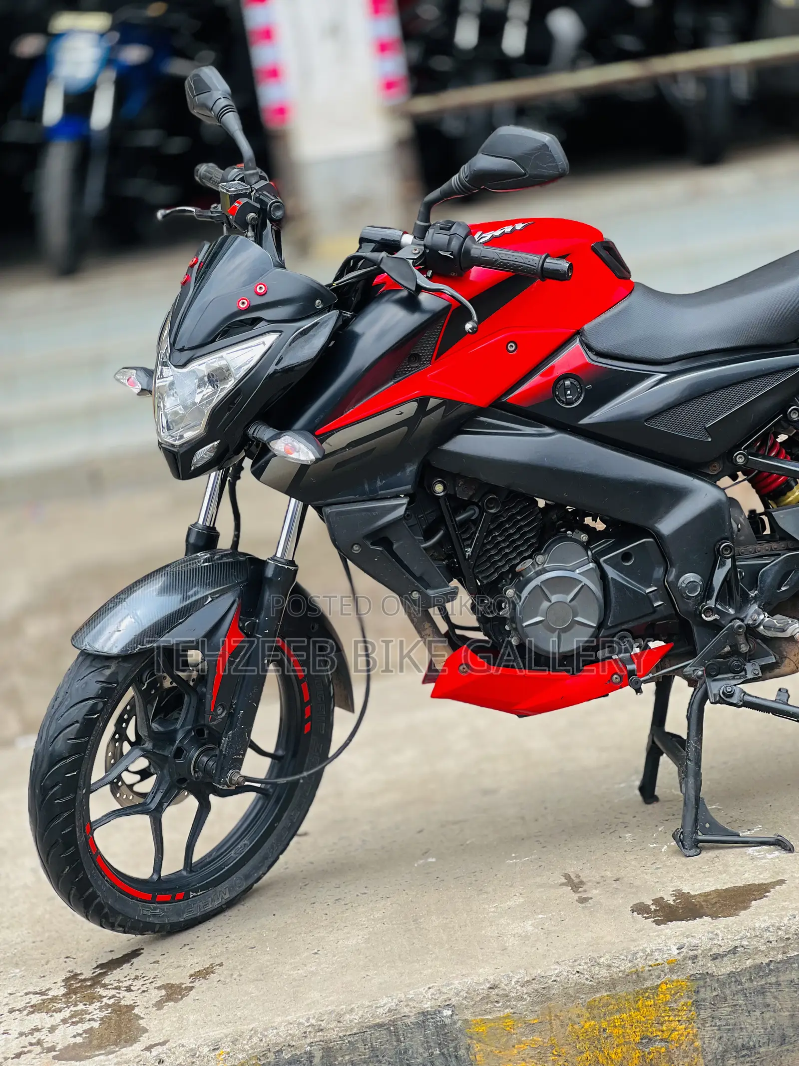 Bajaj Pulsar NS 160 2020 Red