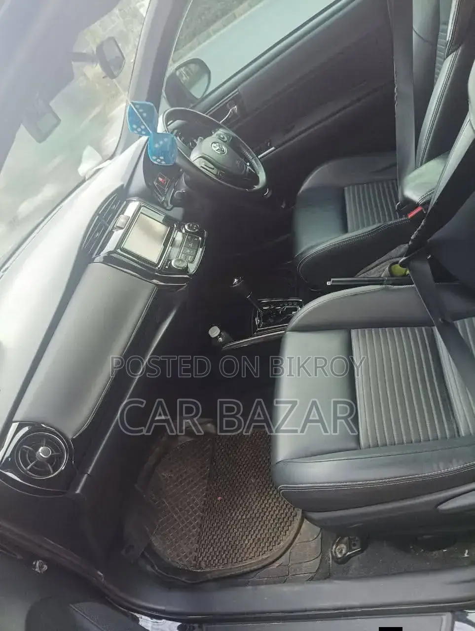 Toyota Corolla Fielder 2018 Black