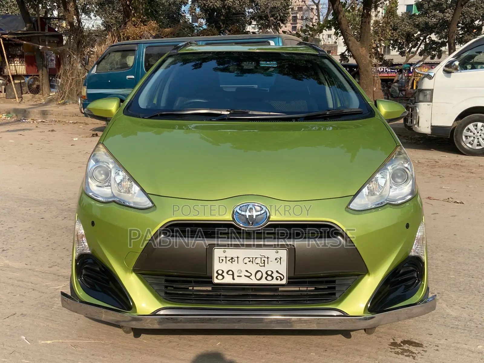 Toyota Aqua 2016 Green