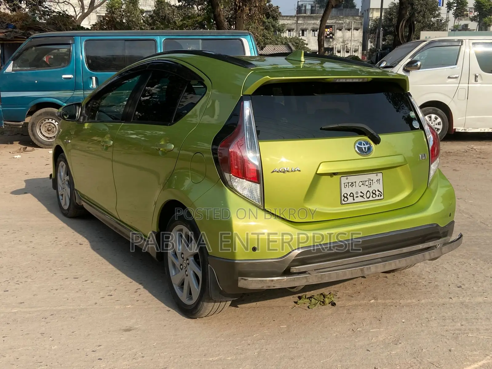 Toyota Aqua 2016 Green