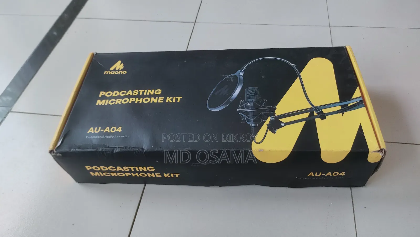 Maono Au-A04 Fresh Condition Professional Condenser Microphone (Used)