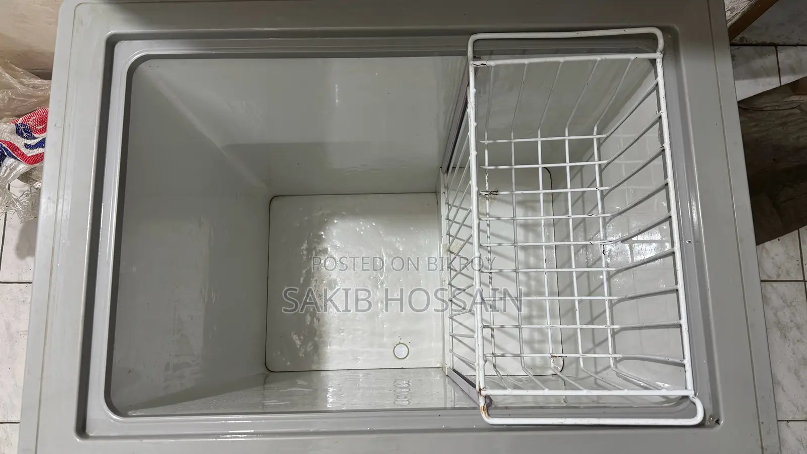 Walton Deep Fridge | Chest Freezer | Freezer (150 L)