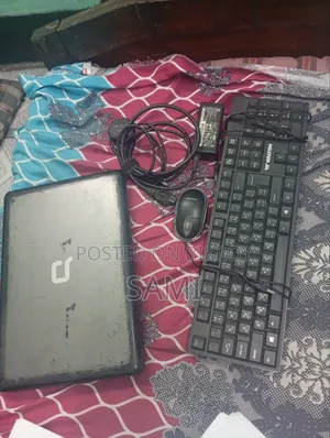 Laptop HP Compaq Presario CQ43 2GB AMD HDD 500GB