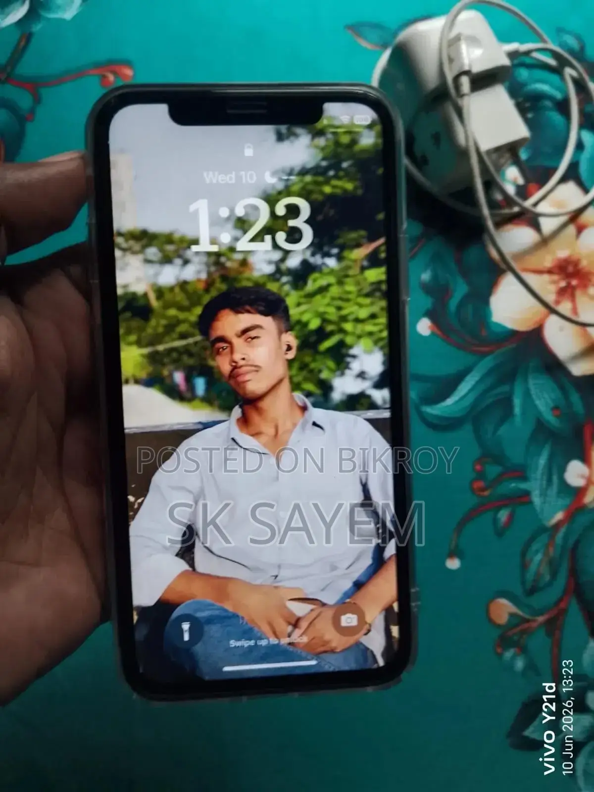 অ্যাপল আইফোন এক্স ৬৪ জিবি হোয়াইট