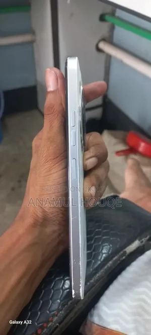 Tecno Spark 30C 128 GB White