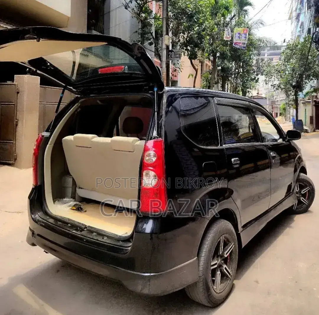 Toyota Avanza 2010 Black