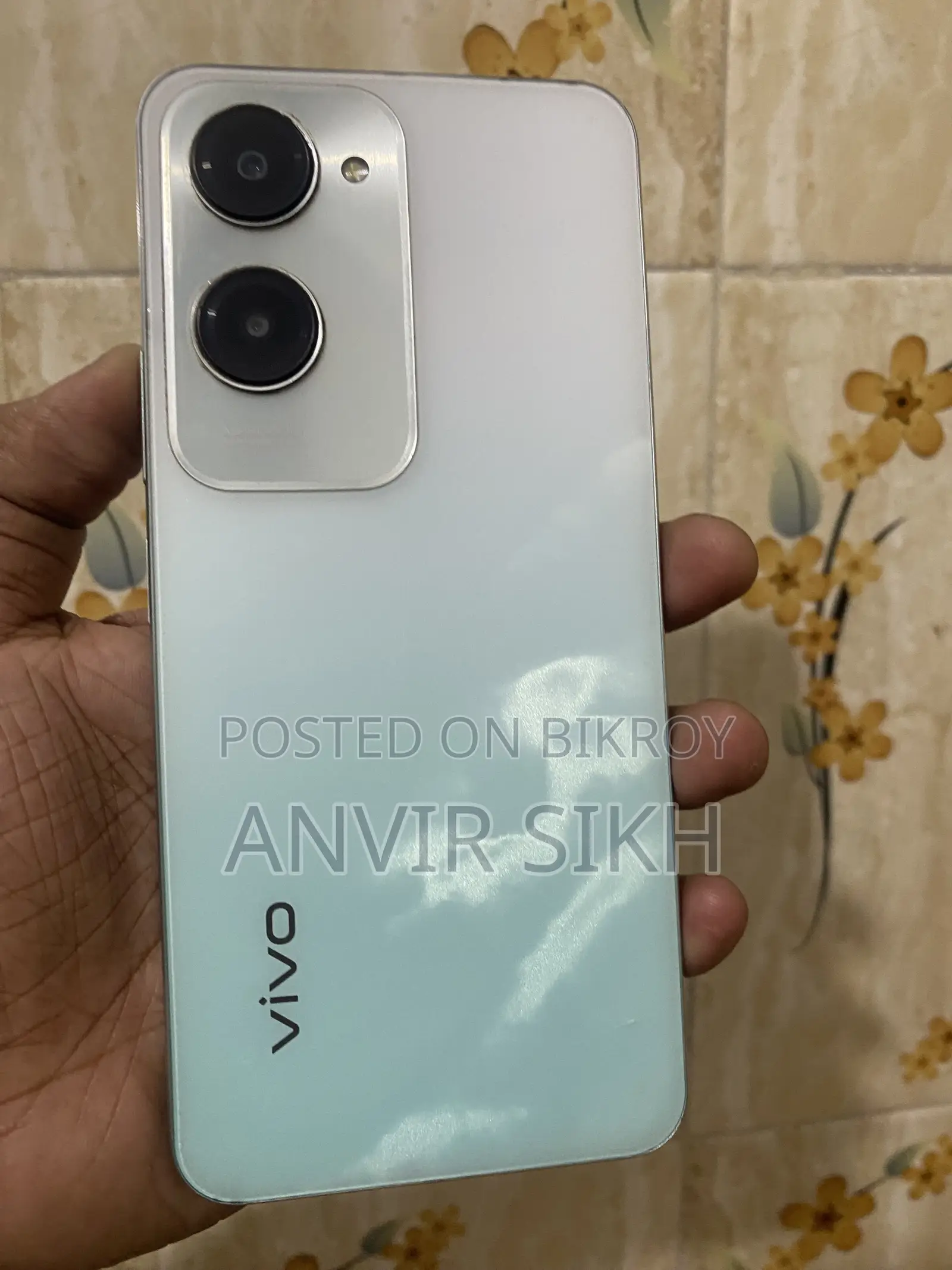 ভিভো ওয়াই১৮ ১২৮ জিবি সাদা