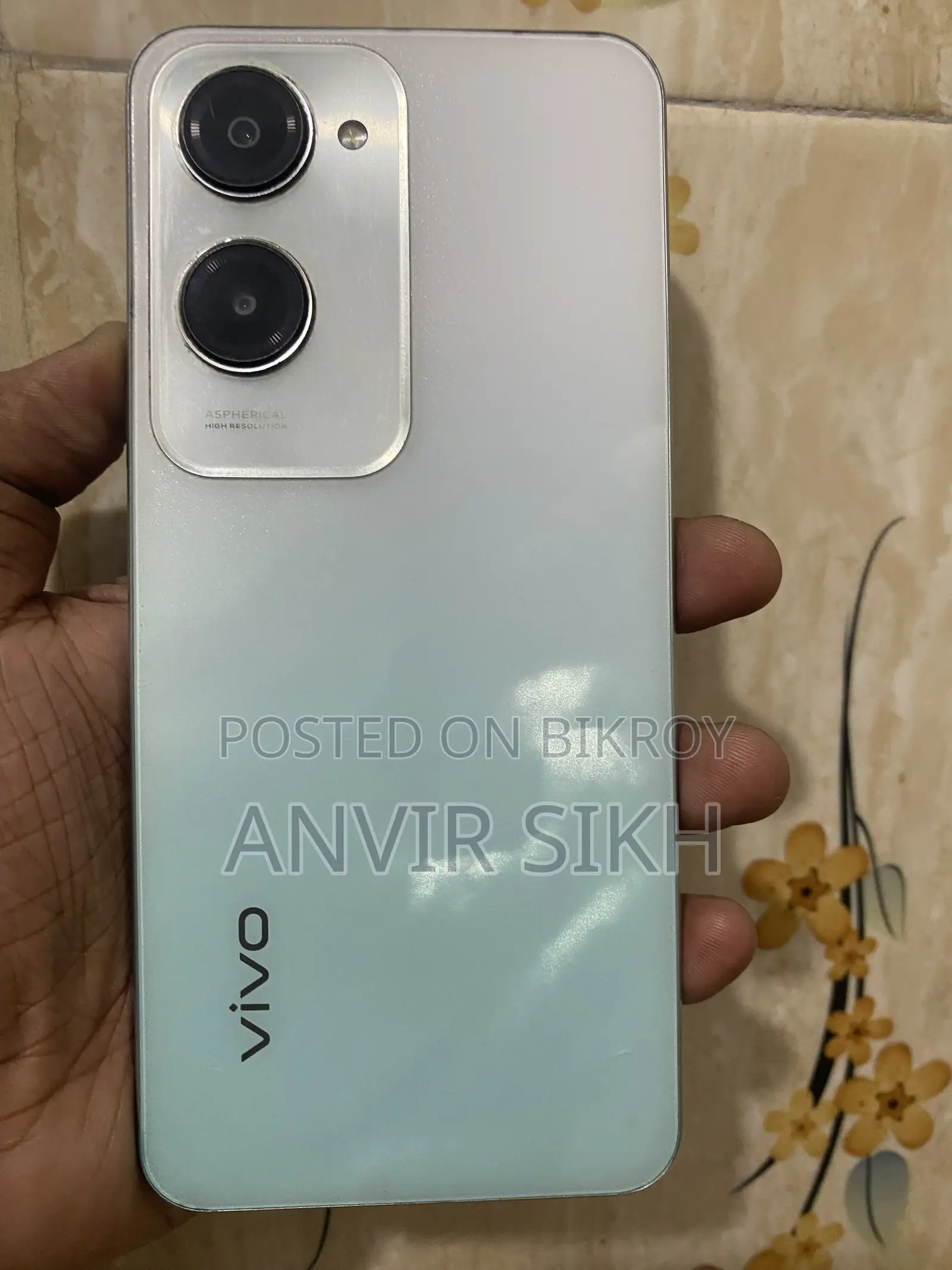 ভিভো ওয়াই১৮ ১২৮ জিবি সাদা