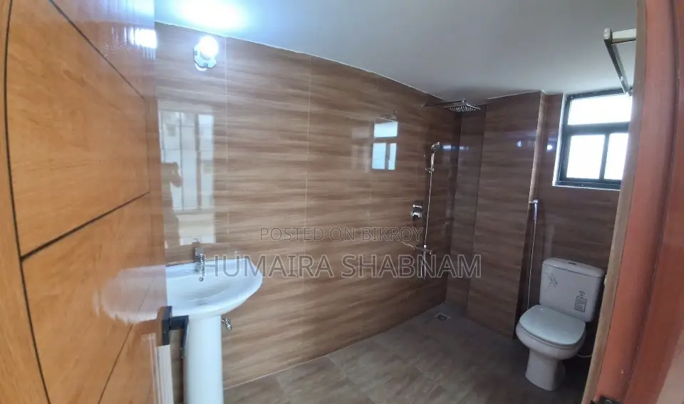 Move Your Business Into a Brand-New Building in Prestigious Nikunja-1